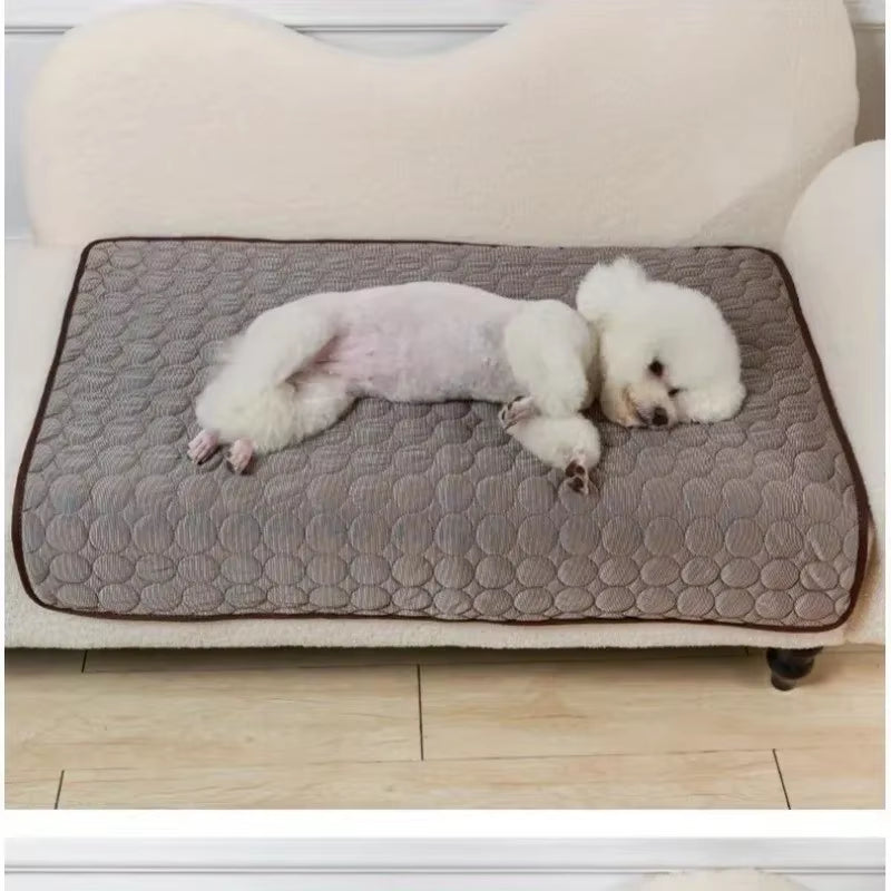 Pet Self Cooling Mat, Ice Silk, Cooling Pad for Dogs and Cats, Ideal for Pet Beds, Kennels, Couches and Floors